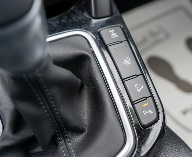 Used 2025 Kia Seltos EX image 31