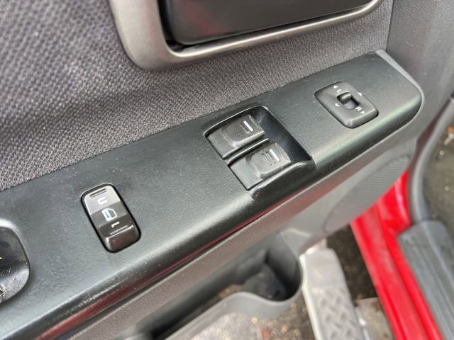 Used 2005 Chevrolet Colorado LS w/ Power Convenience Package image 21