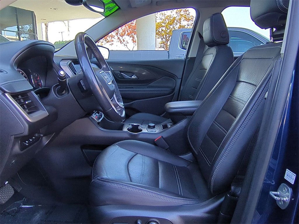 Used 2022 GMC Terrain Denali w/ Denali Premium Package image 22