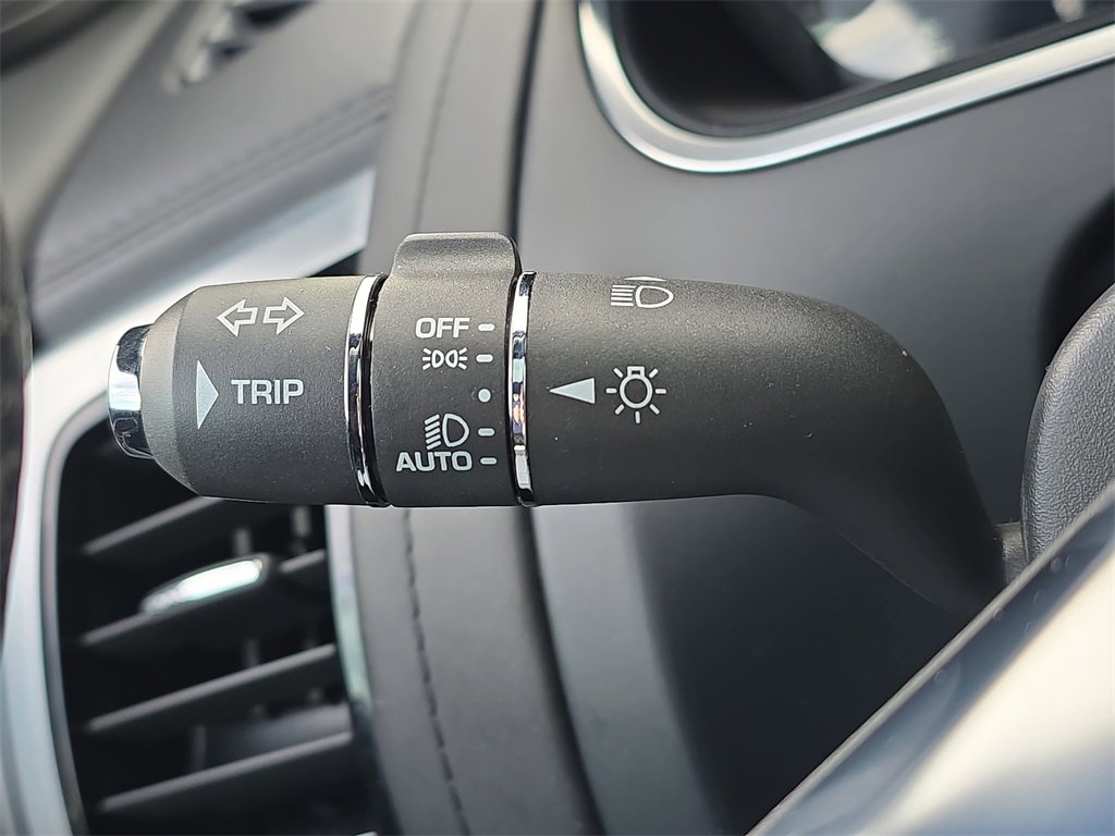 Used 2021 Jaguar F-TYPE R image 28