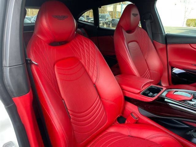 Used 2023 Aston Martin DBX image 4