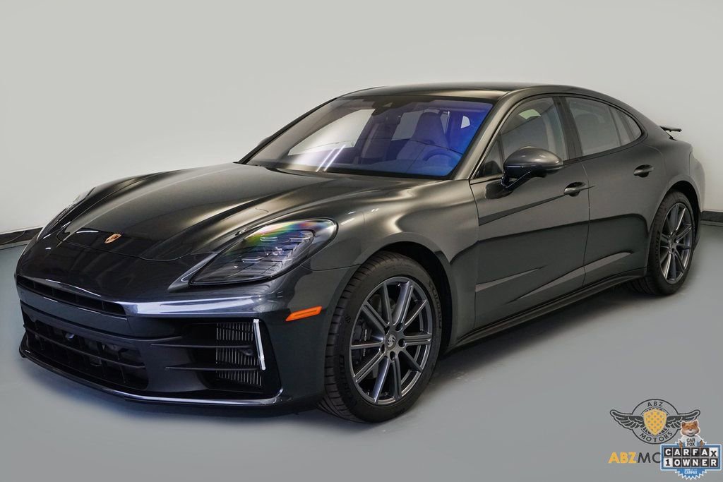 Used 2025 Porsche Panamera 4 image 3