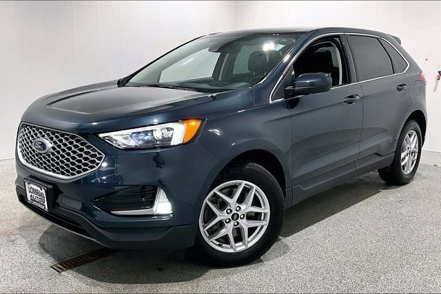 Used 2024 Ford Edge SEL w/ Convenience Package image 3