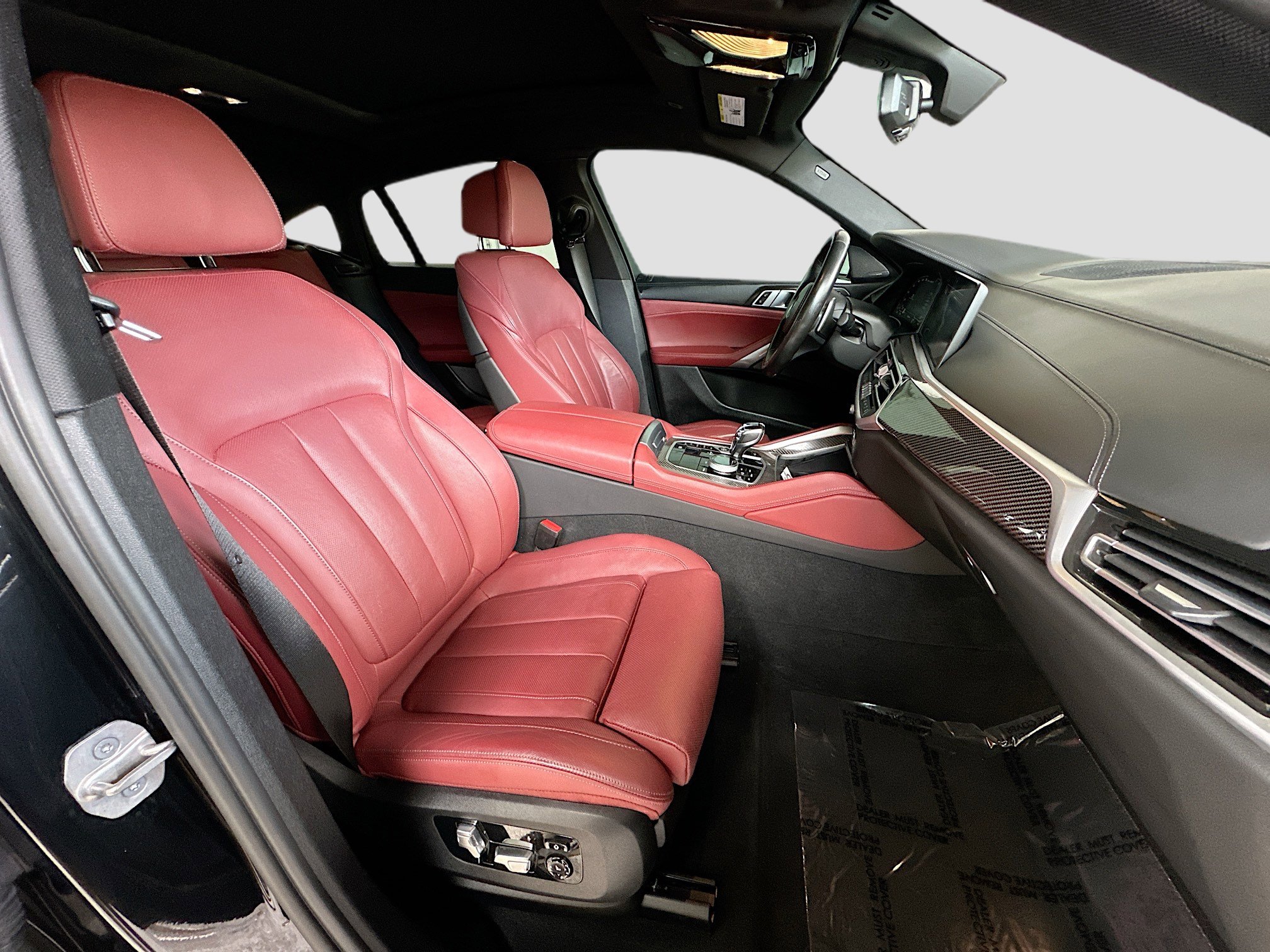 Used 2022 BMW X6 M50i w/ Premium Package image 30