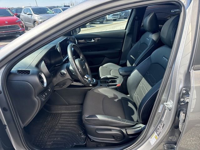 Used 2024 Kia Forte GT-Line w/ GT-Line Premium Package image 14