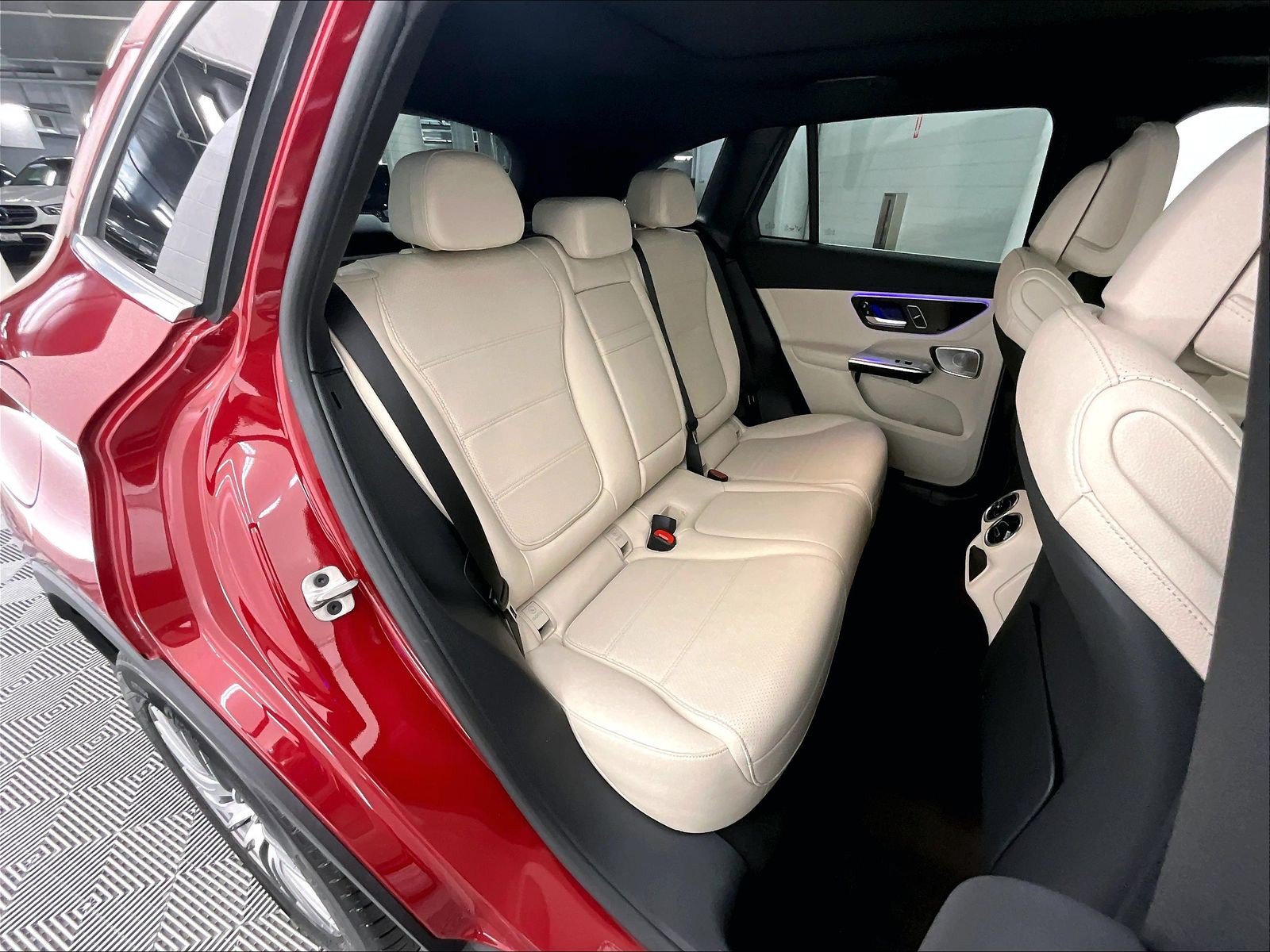 Certified 2024 Mercedes-Benz GLC 300 image 17
