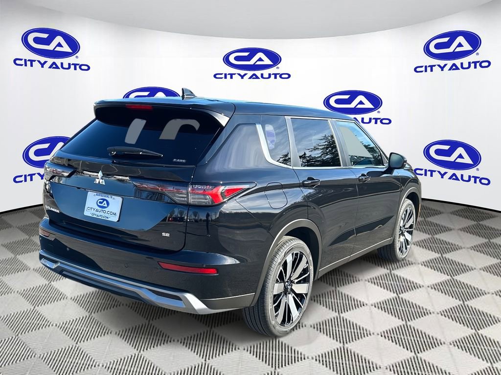 New 2026 Mitsubishi Outlander SE AWD/4WD image 3