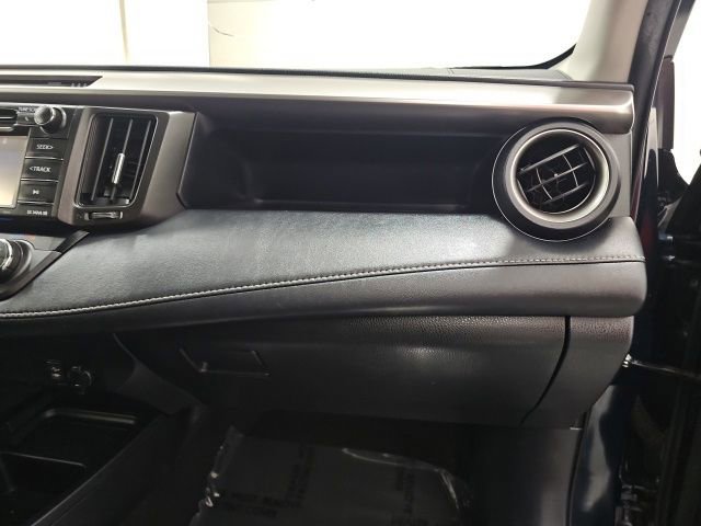 Used 2018 Toyota RAV4 XLE w/ Plus Extra Value Package image 37