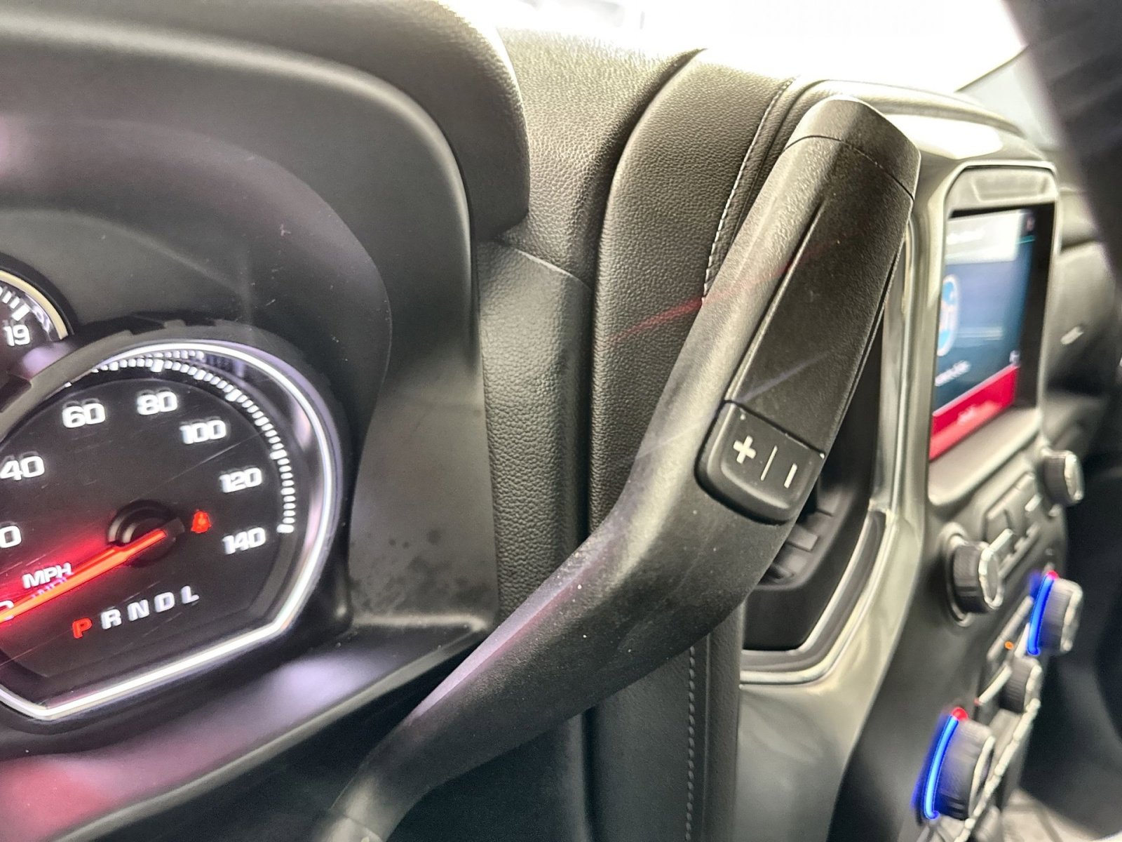 Used 2022 Chevrolet Silverado 1500 RST image 22