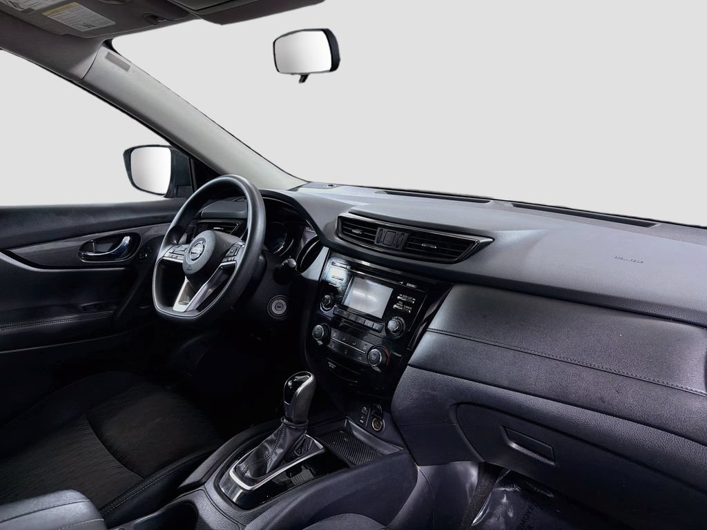 Used 2017 Nissan Rogue S FWD image 29