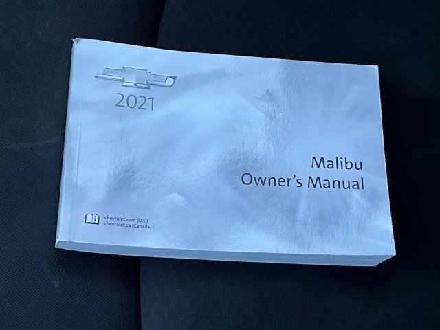 Used 2021 Chevrolet Malibu LT image 27