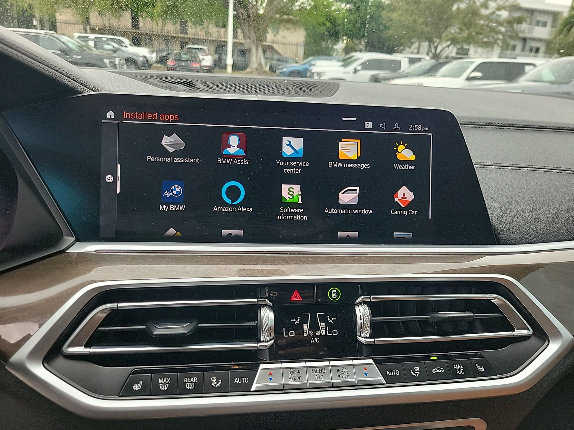 Used 2022 BMW X6 xDrive40i w/ M Sport Package image 33