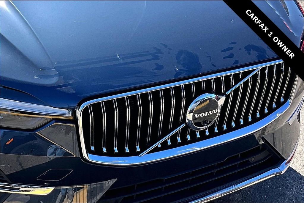 Used 2023 Volvo XC60 B5 Ultimate w/ Climate Package image 32