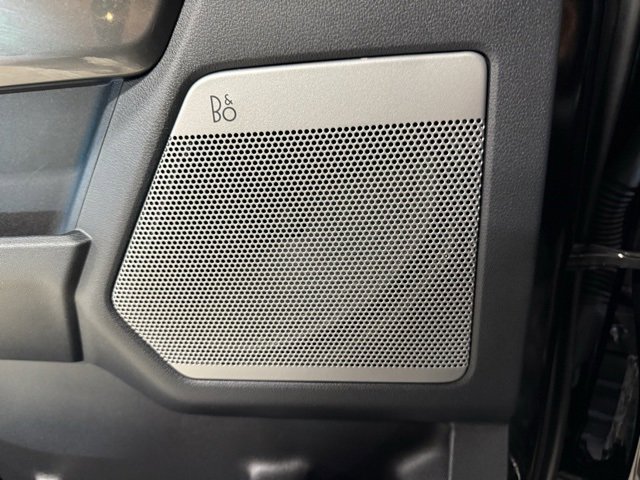Used 2023 Ford F150 Lariat w/ Equipment Group 502A High image 9