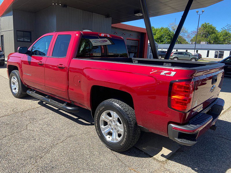 Used 2019 Chevrolet Silverado 1500 LT w/ All Star Edition AWD/4WD image 2