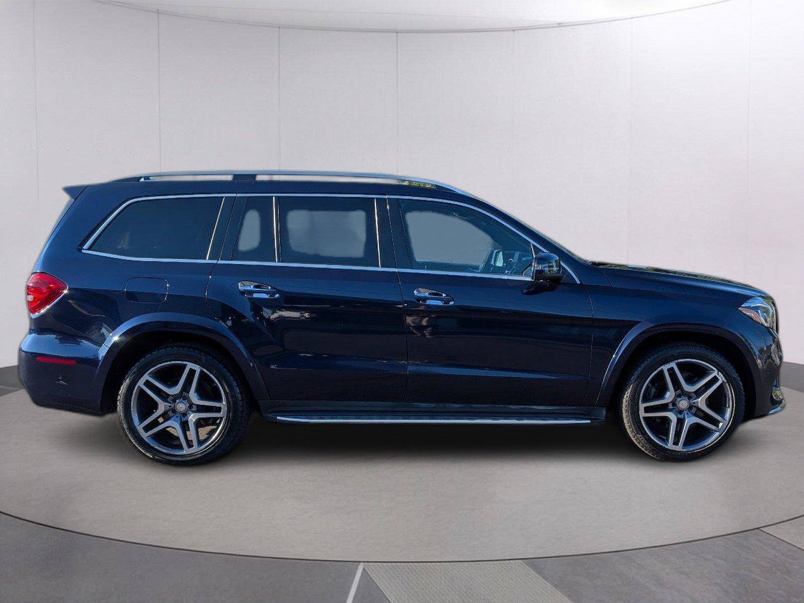Used 2017 Mercedes-Benz GLS 550 4MATIC image 8