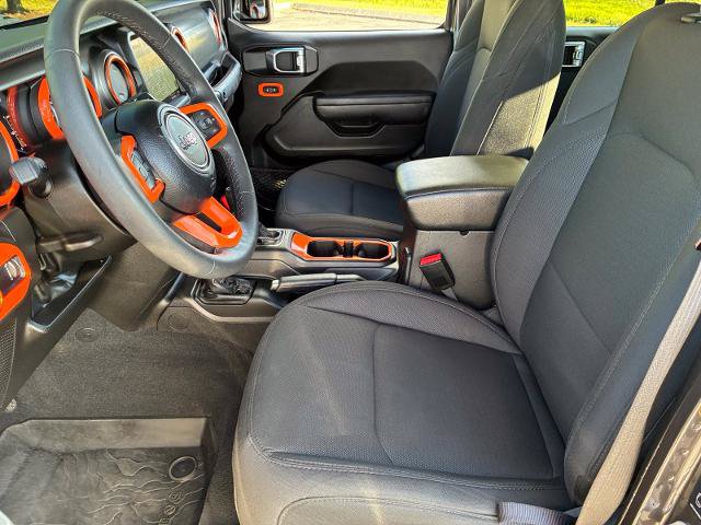 Used 2023 Jeep Gladiator Sport AWD/4WD image 13