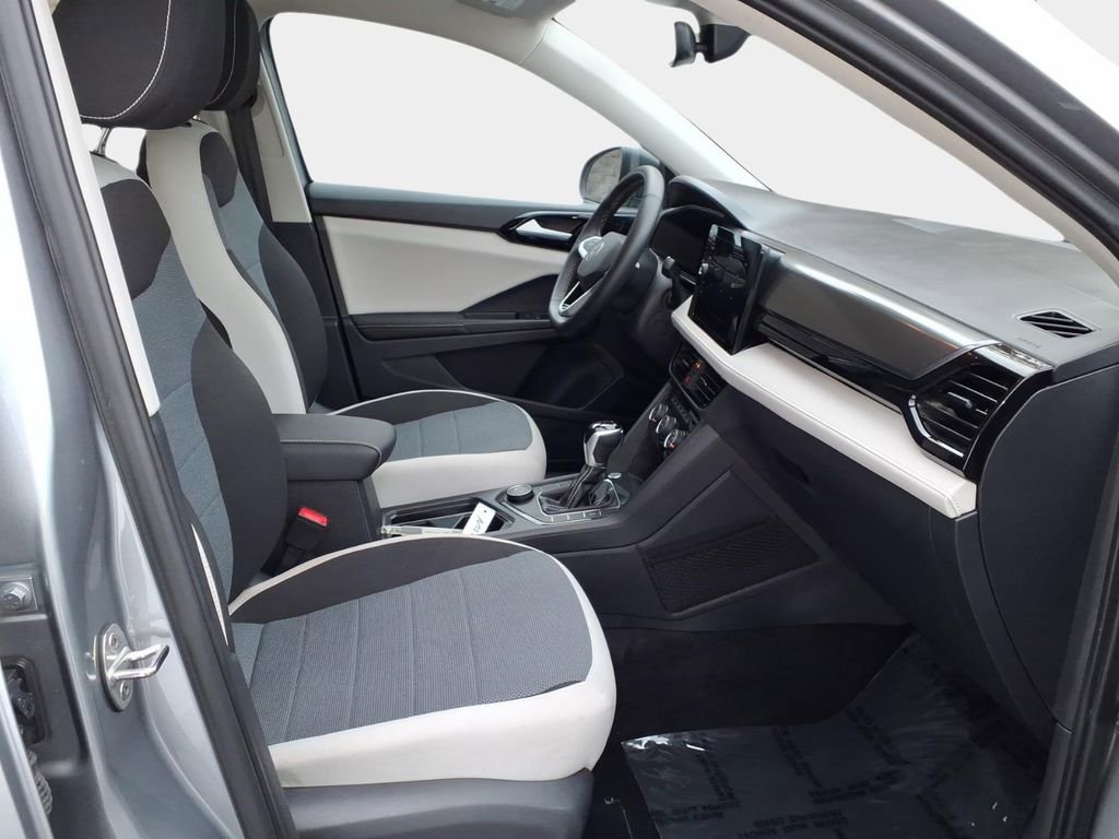 Used 2025 Volkswagen Taos S image 14
