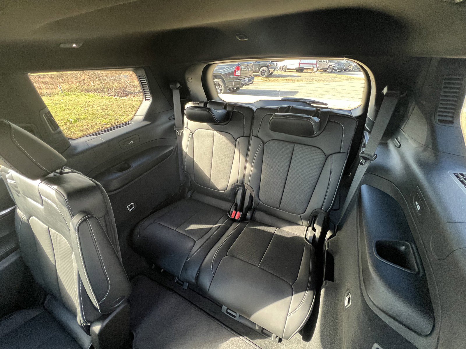 New 2025 Jeep Grand Cherokee L Overland w/ Luxury Tech Group IV image 15