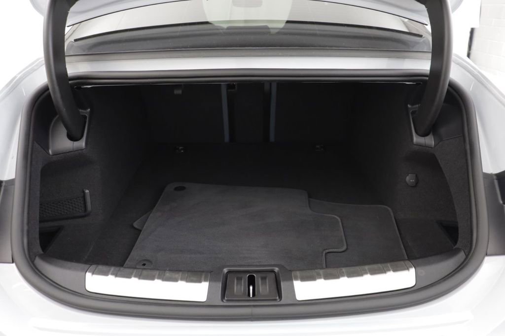 Used 2024 Audi e-tron GT Prestige AWD/4WD image 19