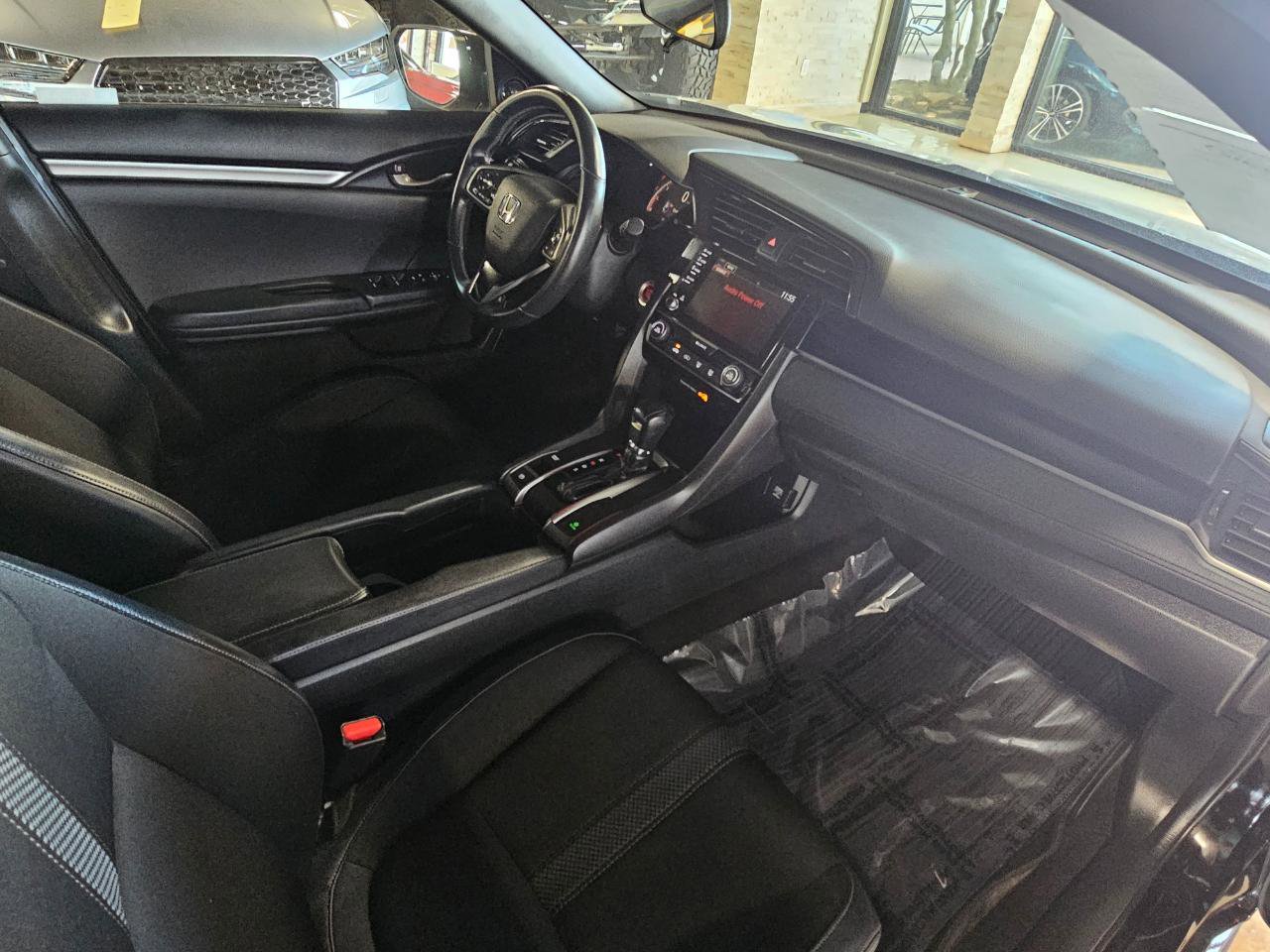 Used 2021 Honda Civic Sport image 12