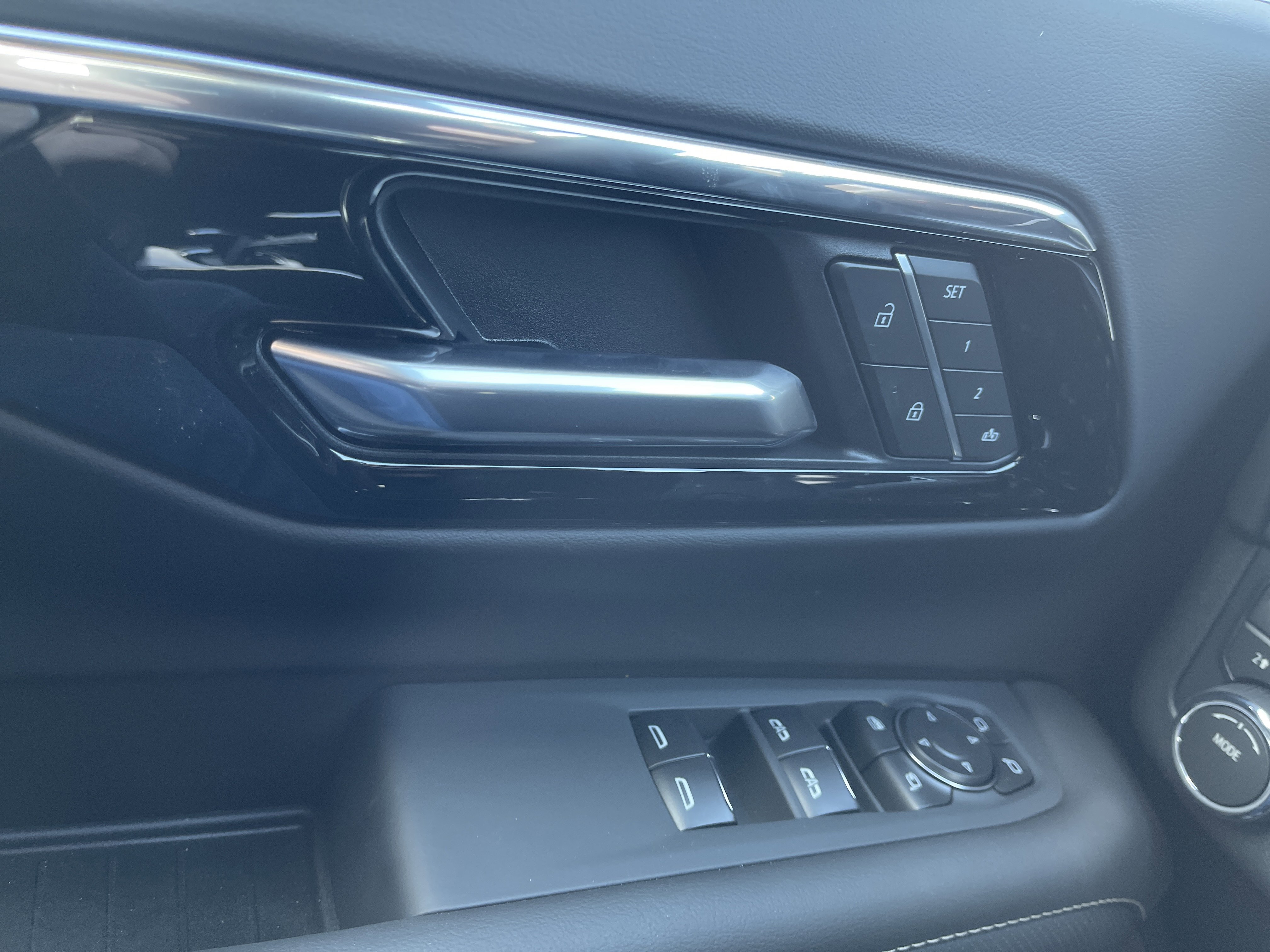 New 2026 Chevrolet Suburban Premier image 24