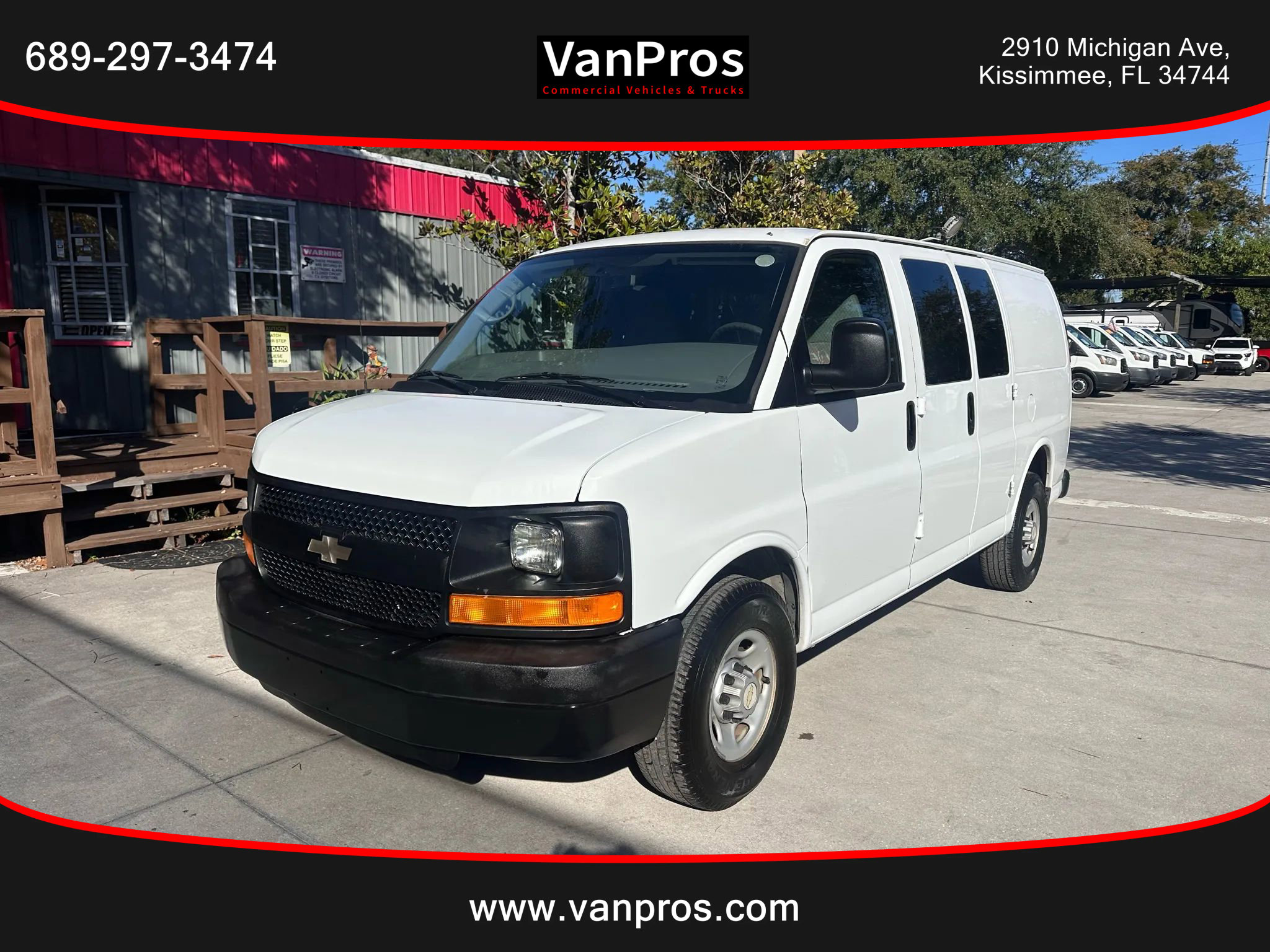 Used 2013 Chevrolet Express 2500 Van 3D image 1