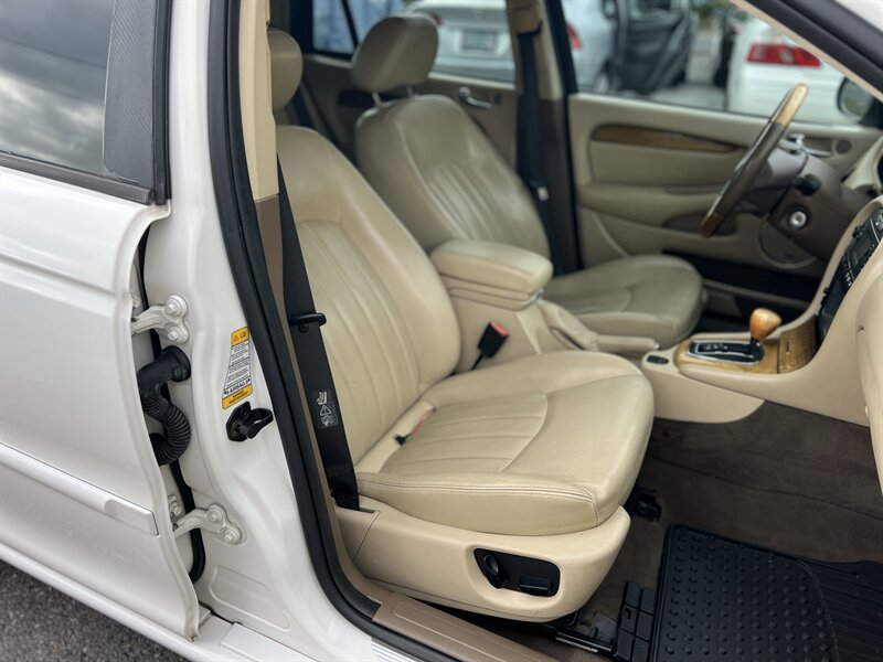 Used 2005 Jaguar X-TYPE 3.0 AWD/4WD image 13