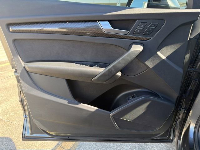Used 2022 Audi SQ5 Premium w/ Convenience Package image 30