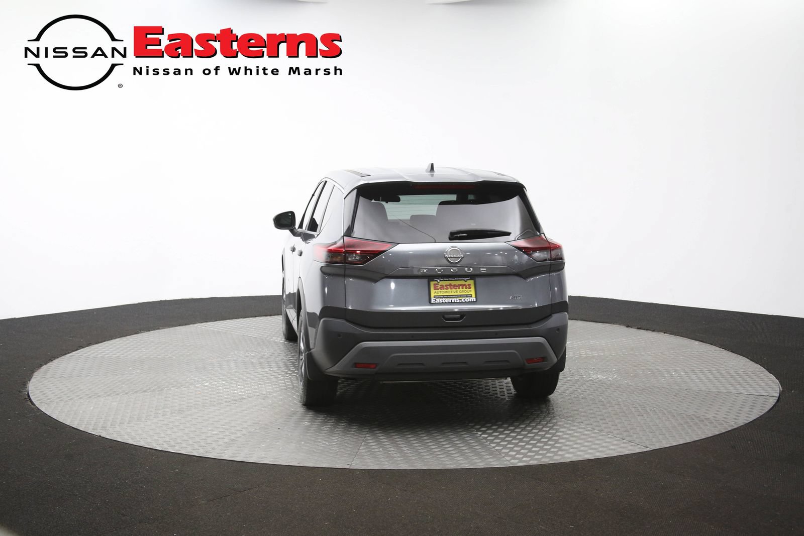 Used 2023 Nissan Rogue S AWD/4WD image 35