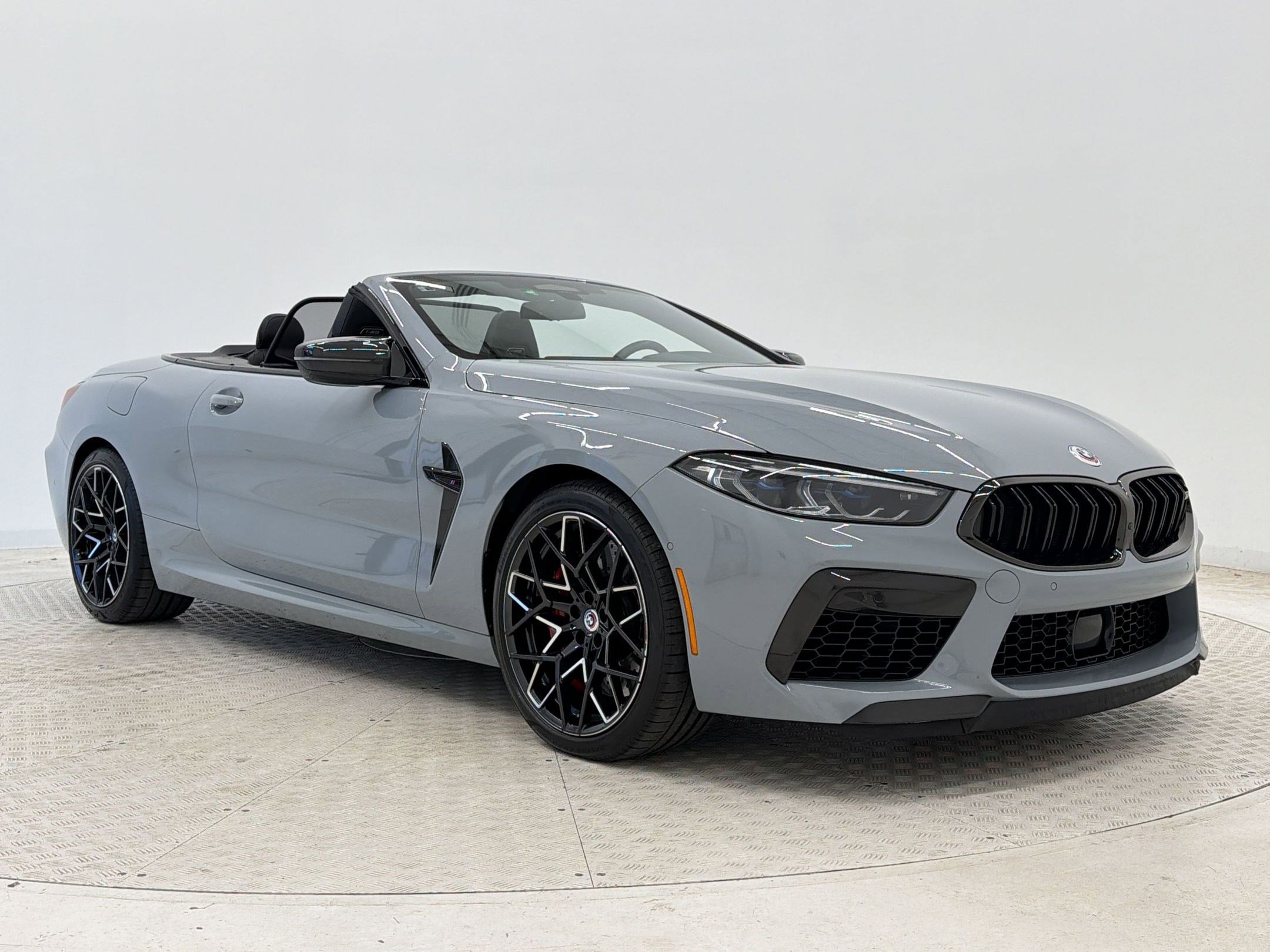 Used 2023 BMW M8 Competition w/ M Carbon Exterior Package AWD/4WD image 7