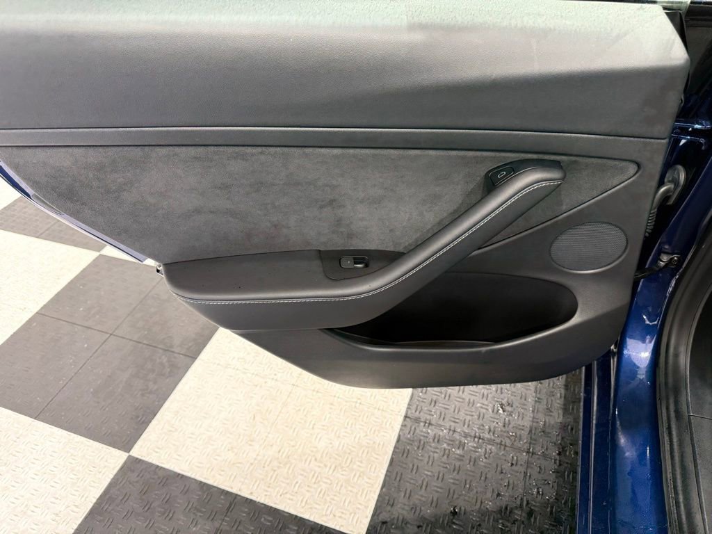 Used 2022 Tesla Model 3 Long Range image 18