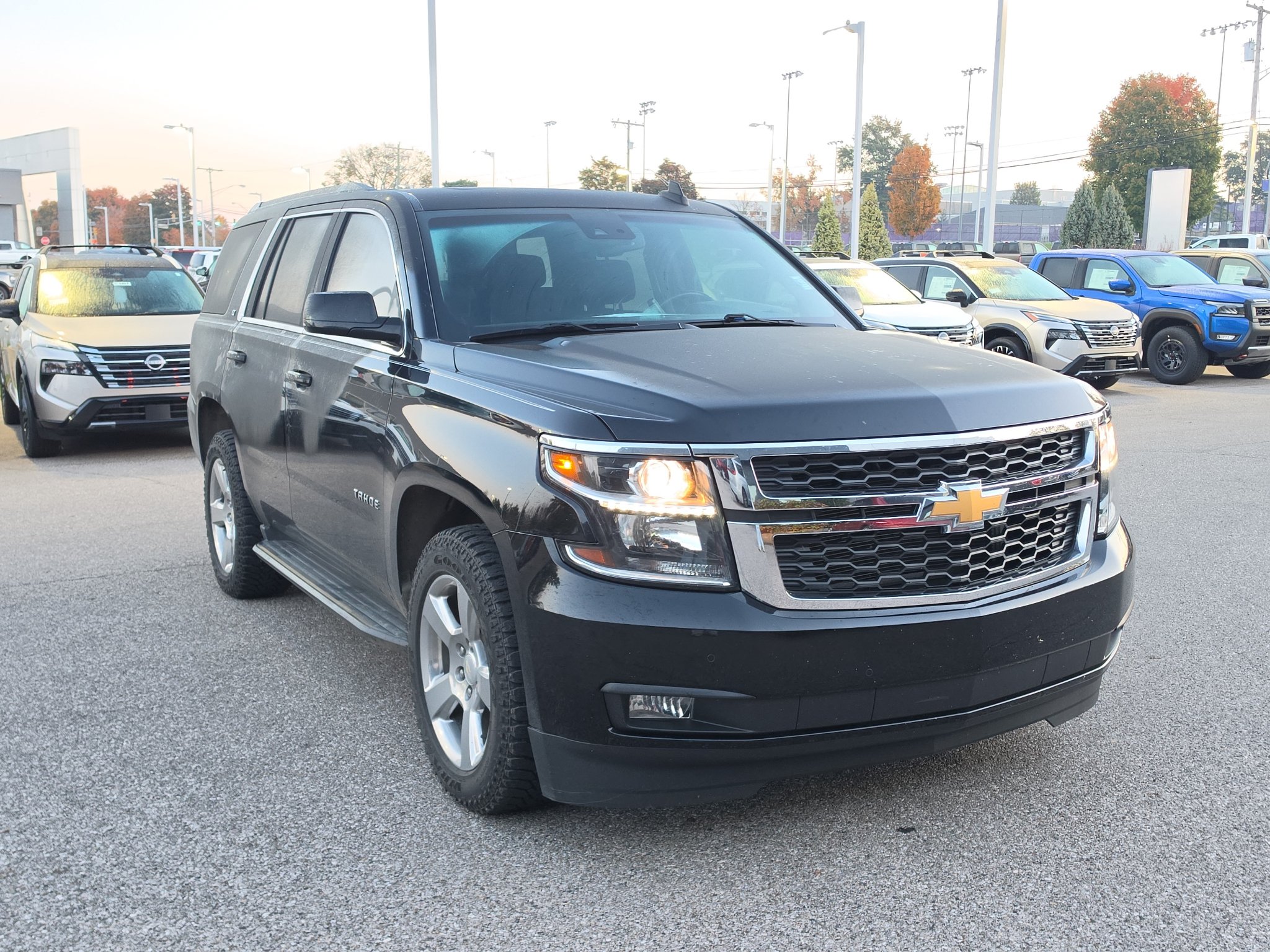 Used 2016 Chevrolet Tahoe LT w/ Luxury Package AWD/4WD image 1