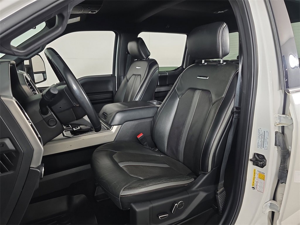 Used 2019 Ford F150 Platinum w/ Equipment Group 701A Luxury image 20