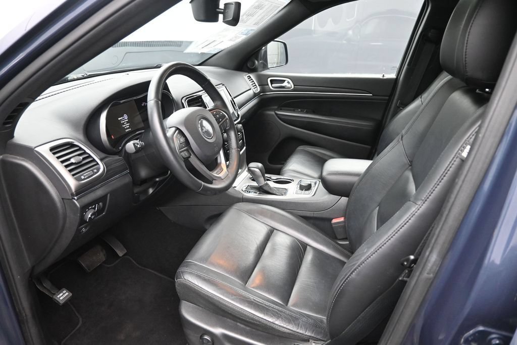 Used 2019 Jeep Grand Cherokee Limited w/ Trailer Tow Group IV AWD/4WD image 9