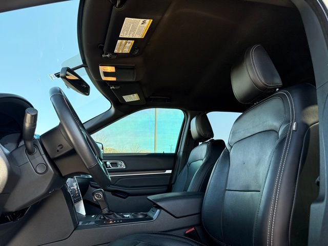 Used 2018 Ford Explorer Limited image 25