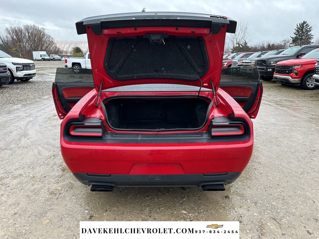 Used 2016 Dodge Challenger SRT Hellcat image 27