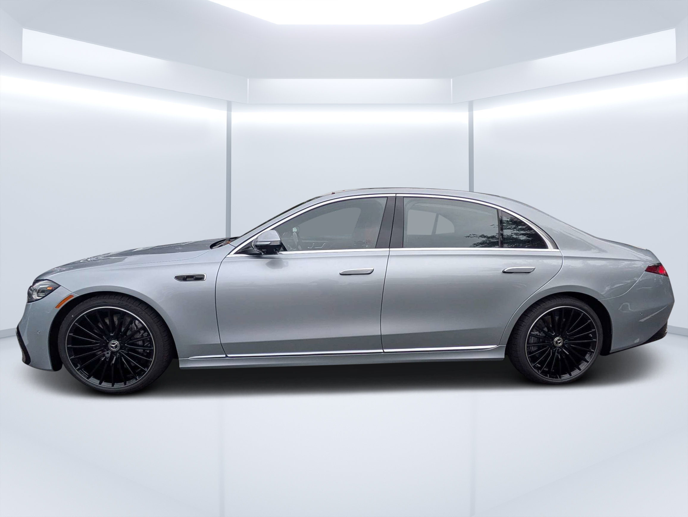 New 2027 Mercedes-Benz S 580 4MATIC Sedan image 6