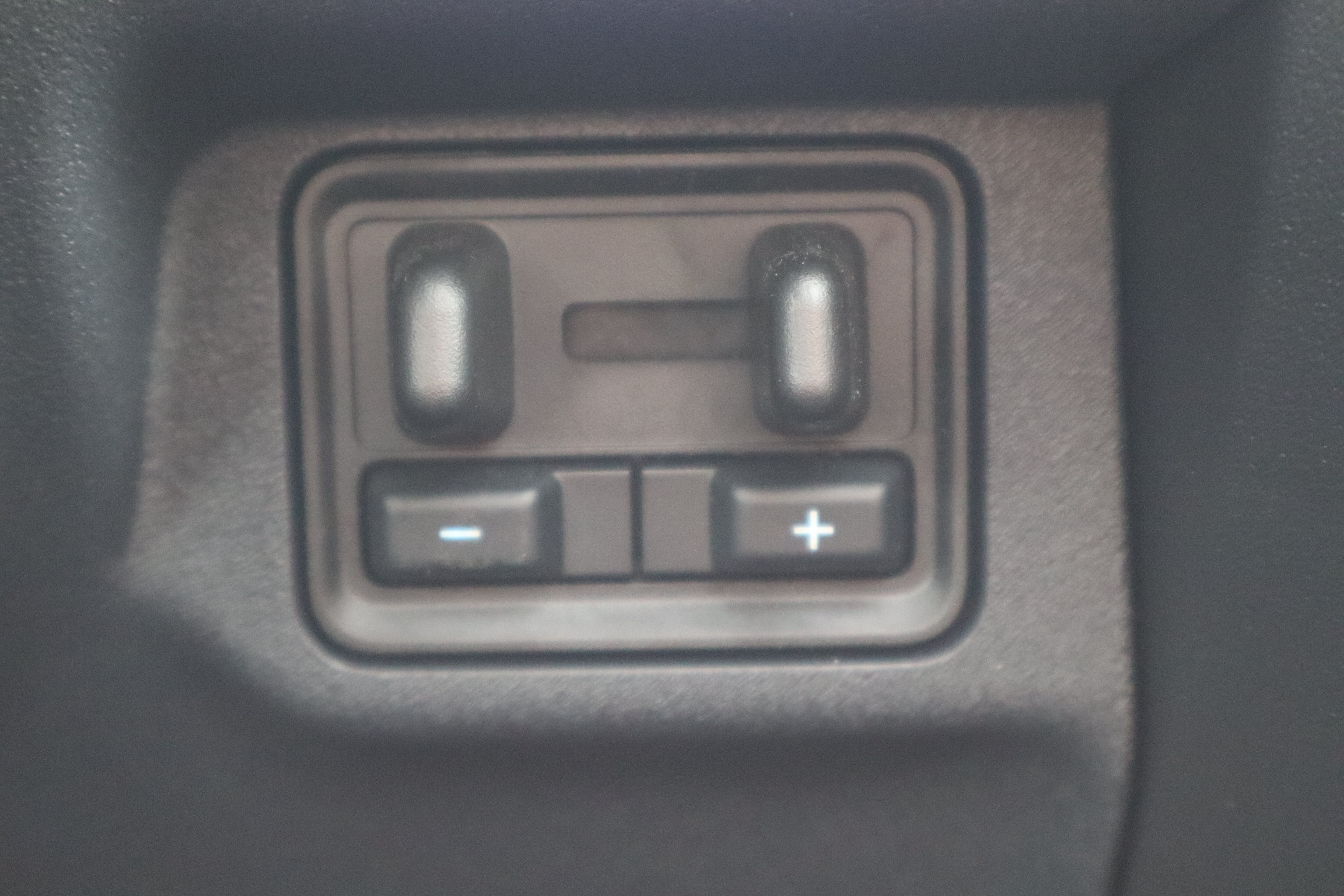 Used 2025 Ford Expedition Tremor AWD/4WD image 35