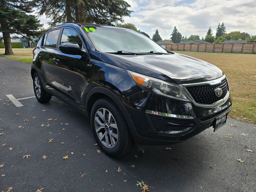 Used 2014 Kia Sportage LX image 8