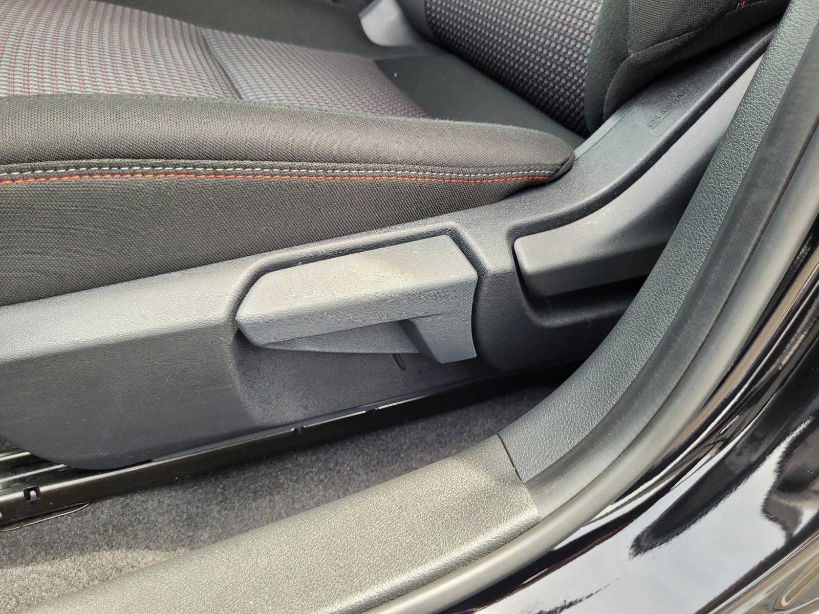 Used 2026 Nissan Sentra SR w/ Floor Mat Package FWD image 12