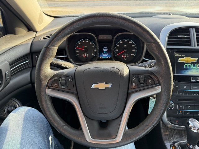 Used 2015 Chevrolet Malibu LT image 19