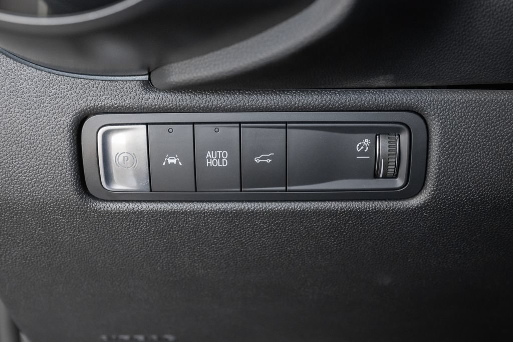 Used 2024 Chevrolet Equinox EV RS FWD image 21