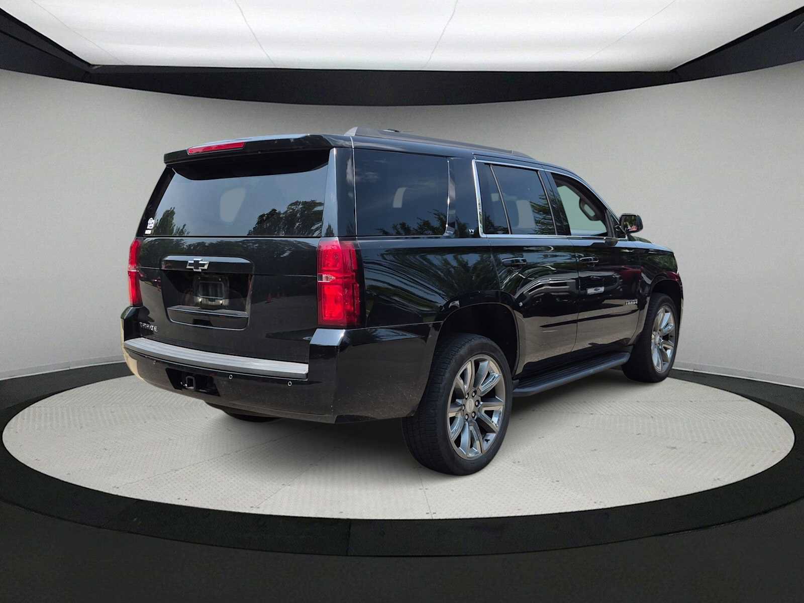 Used 2020 Chevrolet Tahoe LT AWD/4WD image 8