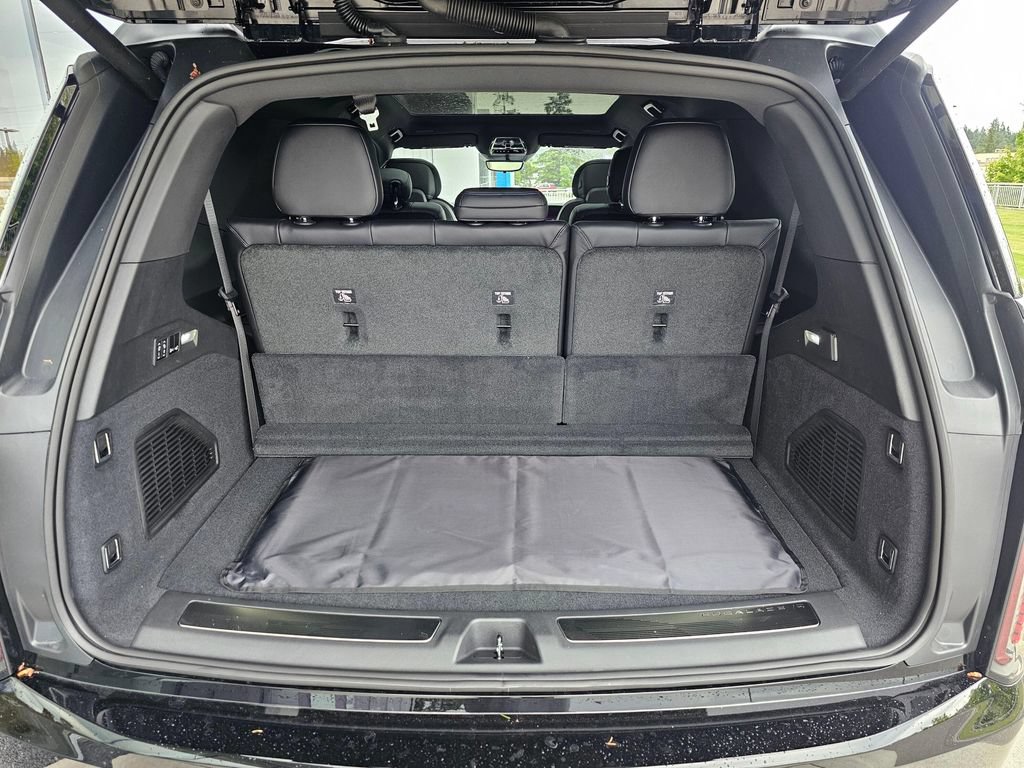 New 2026 Cadillac Escalade IQL Luxury AWD/4WD image 14