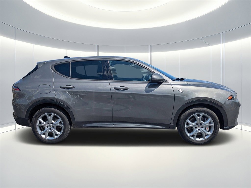 Used 2024 Dodge Hornet R/T image 3