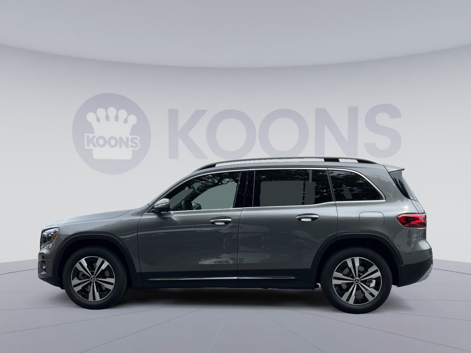 New 2026 Mercedes-Benz GLB 250 4MATIC image 7