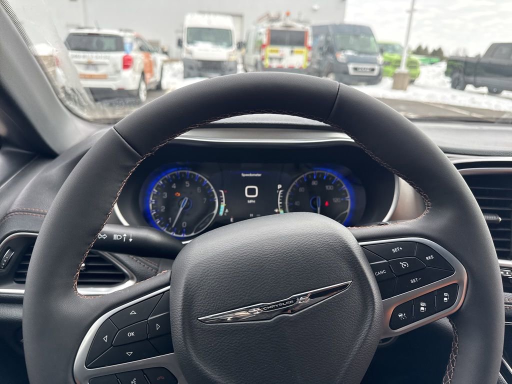 New 2026 Chrysler Pacifica Pinnacle image 22