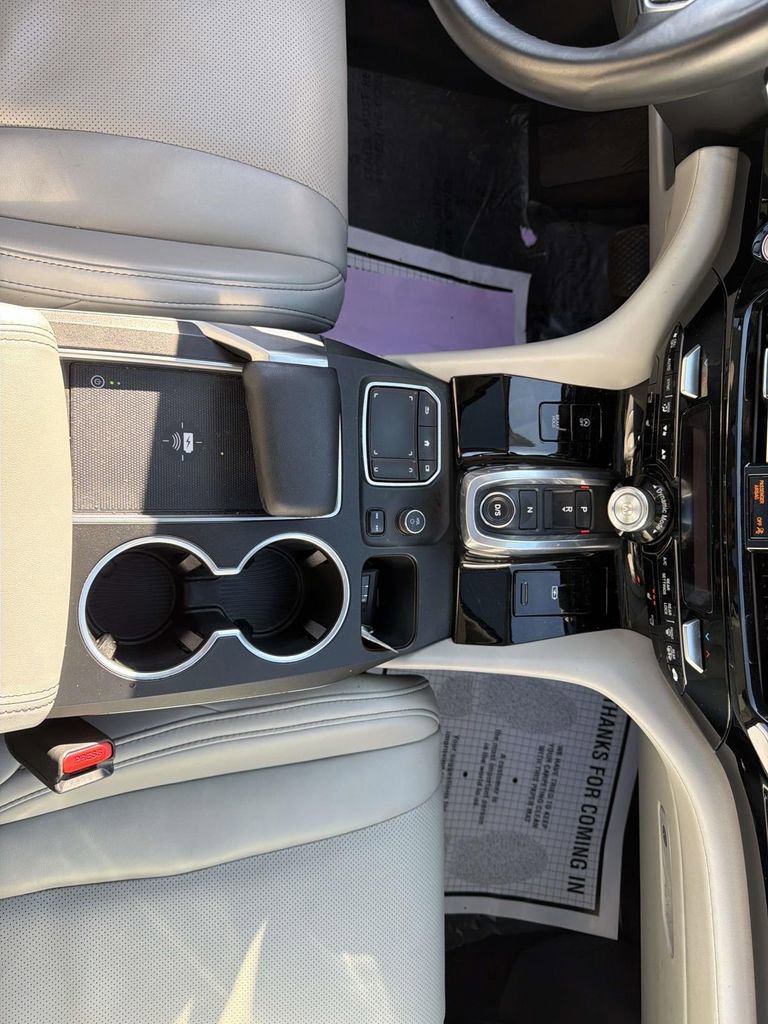 Used 2023 Acura MDX SH-AWD w/ Technology Package image 21