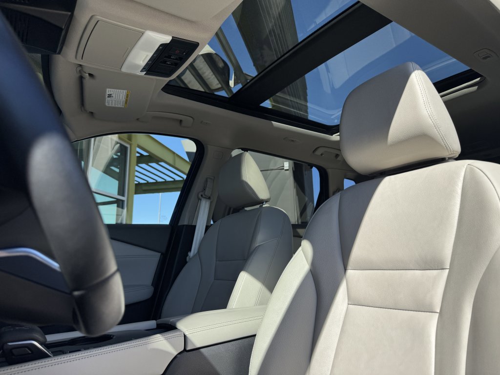 Used 2023 Nissan Rogue SL w/ SL Premium Package FWD image 28